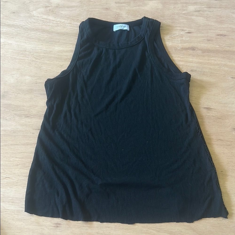 Black Sleeveless Top